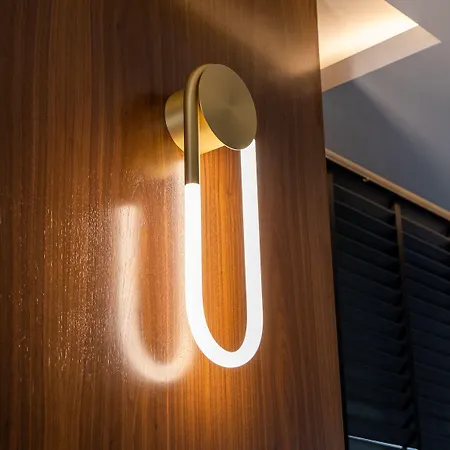 Ξενοδοχείο με διαμερίσματα Nas Αλάνια